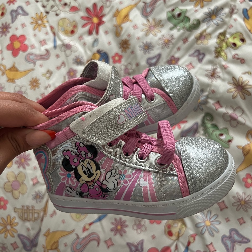Minnie Mouse & Cat & Jack shoes size 7